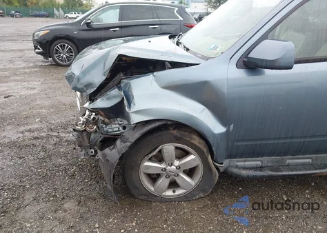 2012 Ford Escape Limited z USA, uszkodzony, nr VIN 1FMCU9E75CKB84125